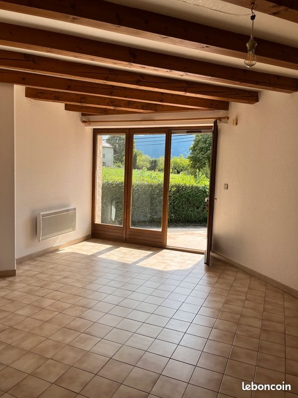 Appartement à louer, 46m², Groisy