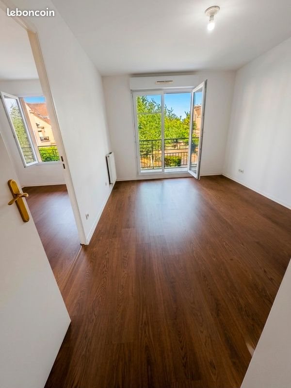 Appartement à vendre, 67m², Maurepas