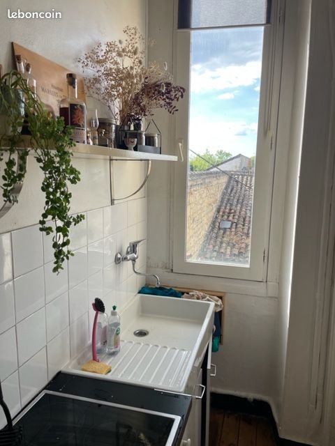 Appartement à louer, 27m², Bordeaux