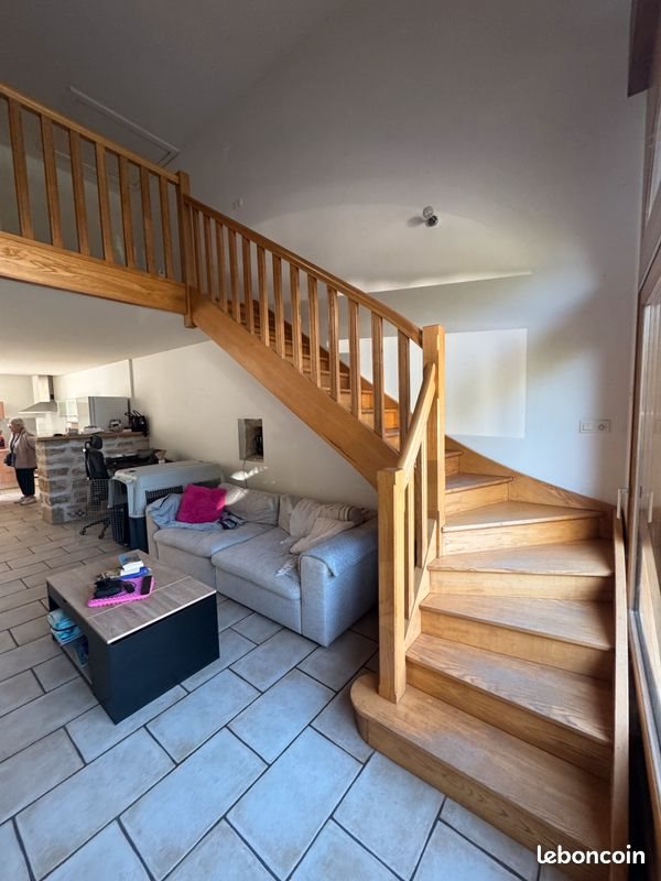 Maison à louer, 150m², Arlay