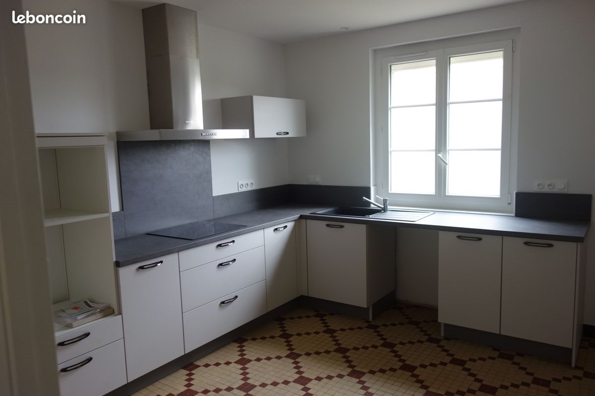 Maison à louer, 190m², Momas