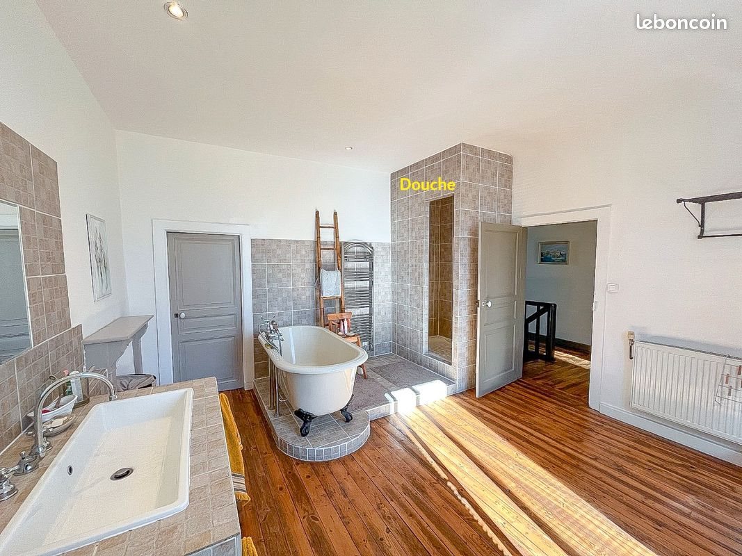 Maison à vendre, 160m², La Croisille-sur-Briance