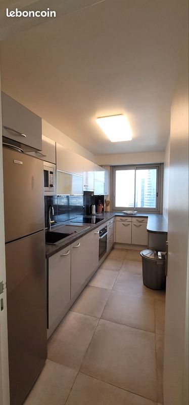 Appartement à louer, 53m², Courbevoie
