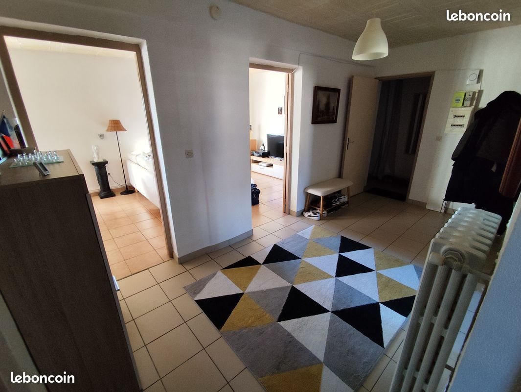 Appartement à louer, 60m², Hellimer