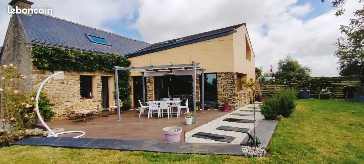 Maison à louer, 150m², Locqueltas