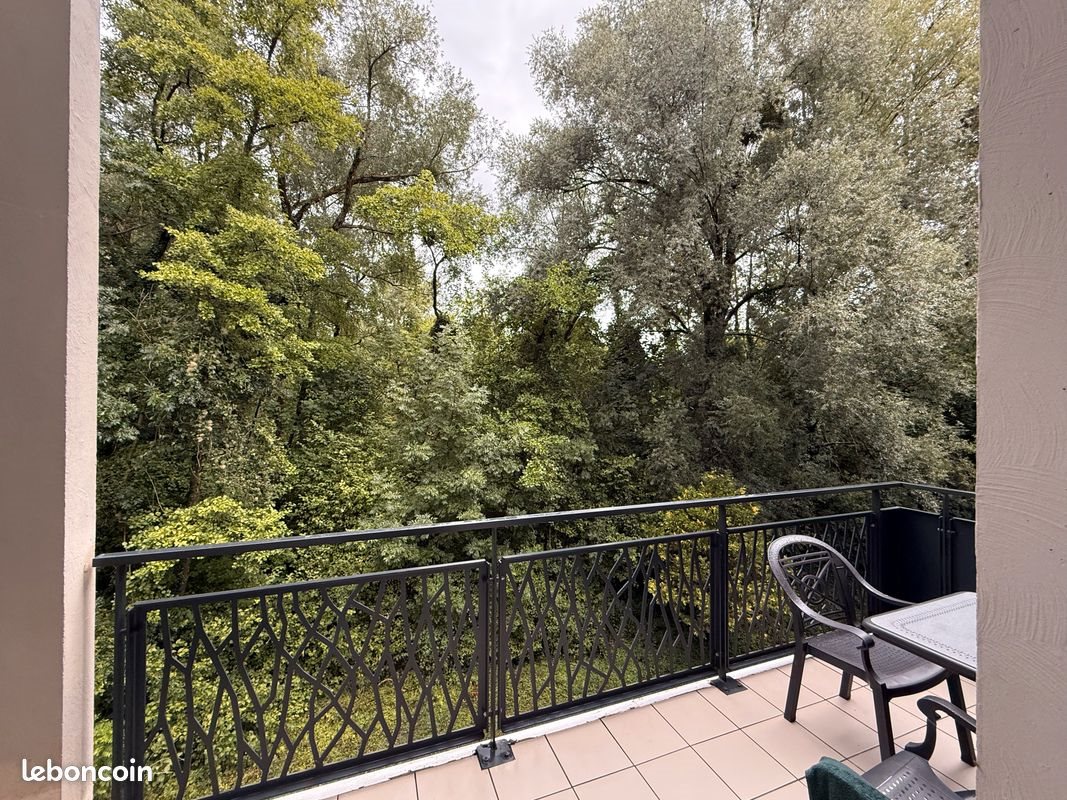 Appartement à louer, 74m², Divonne-les-Bains
