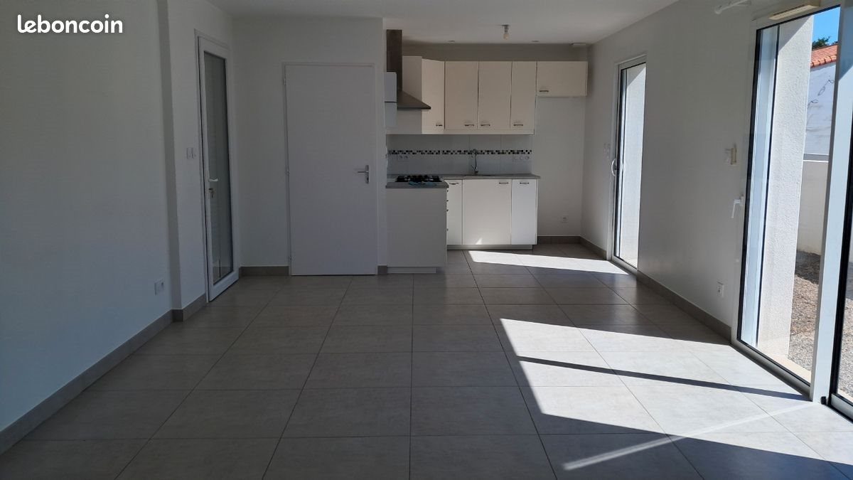 Maison à louer, 66m², Froidfond