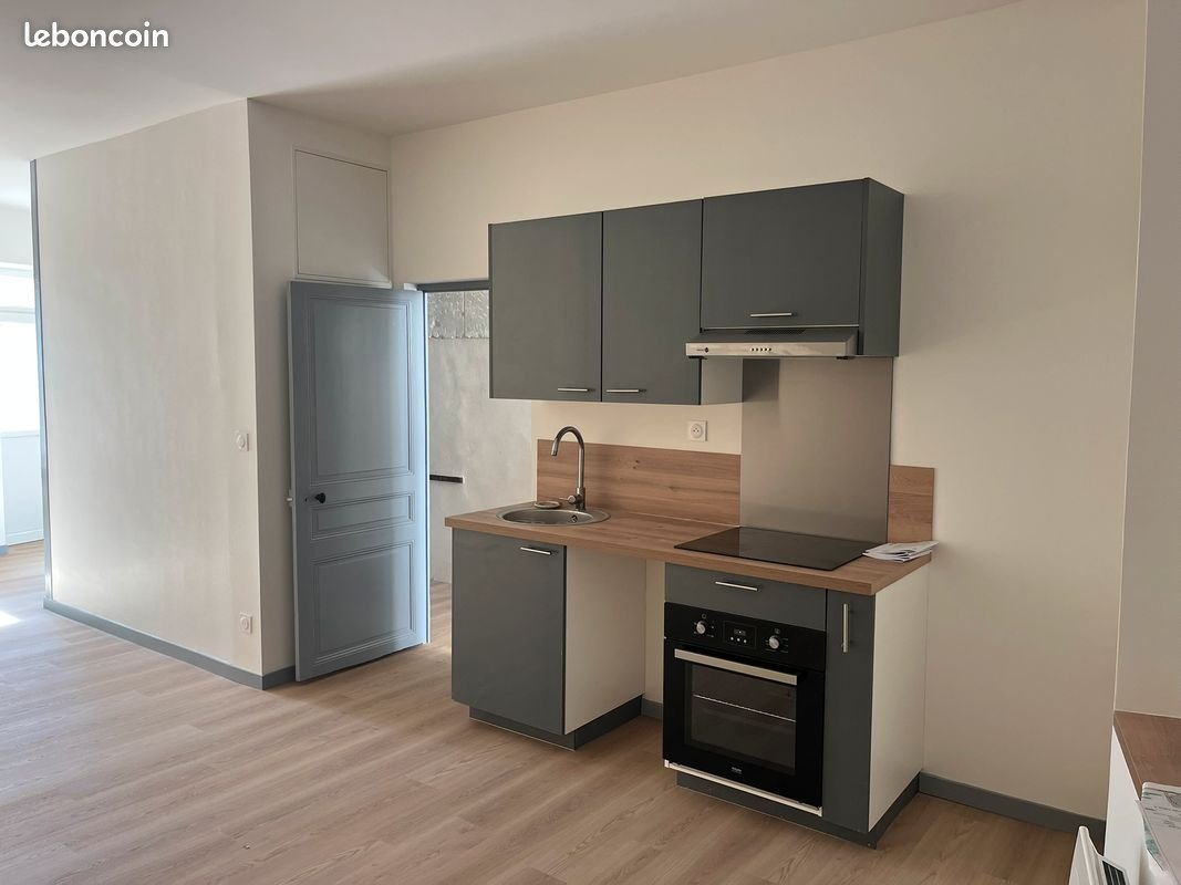 Maison à louer, 80m², Villaines-les-Rochers