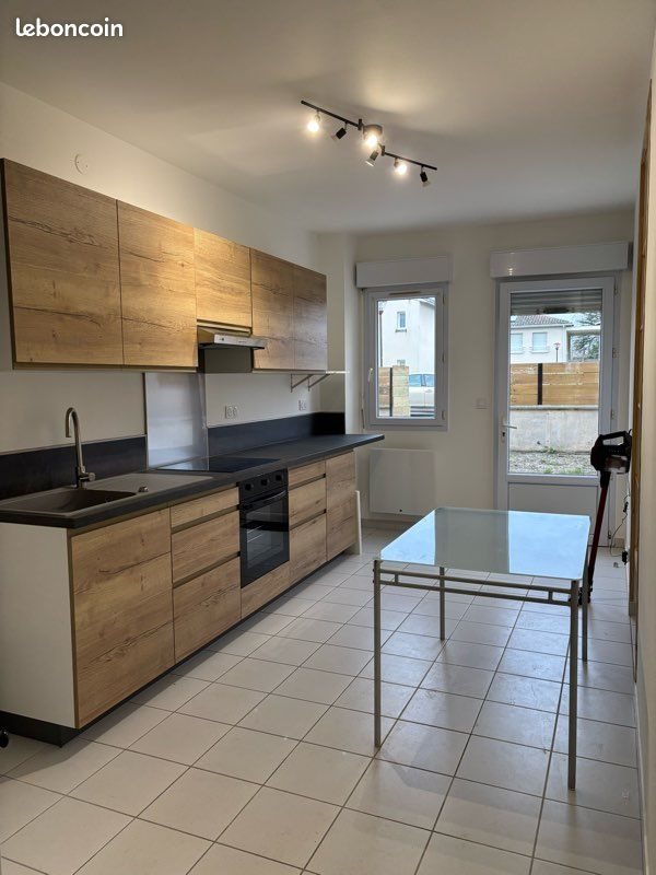 Appartement à louer, 78m², Saint-Laurent-Médoc