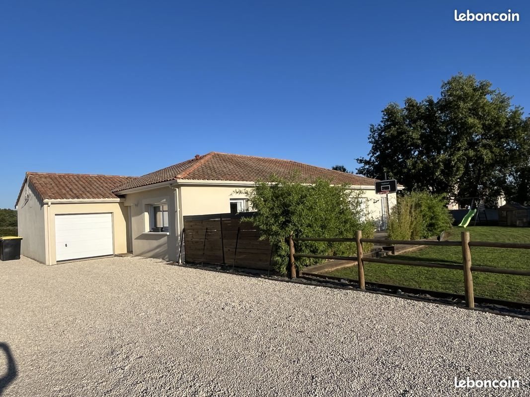 Maison à vendre, 150m², Saint-Varent