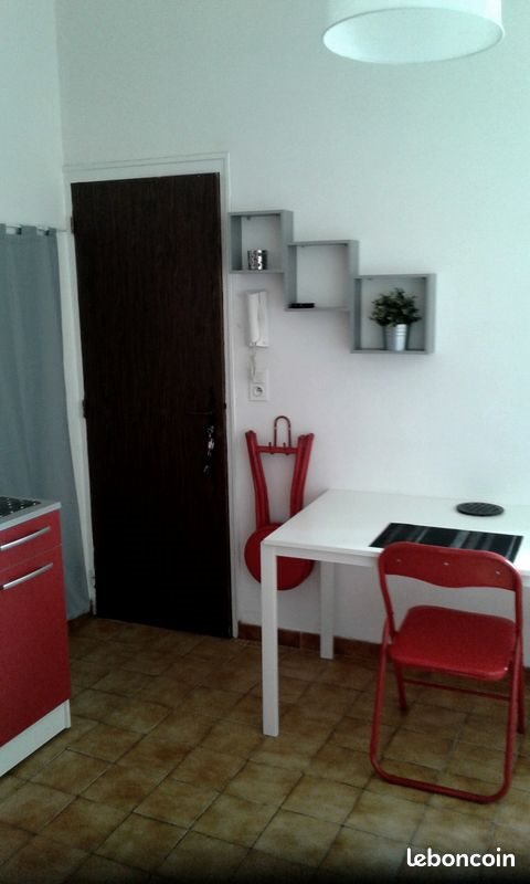 Appartement à louer, 23m², Arles