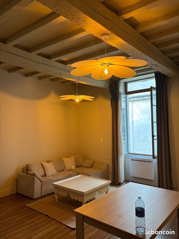 Appartement à louer, 49m², Nîmes