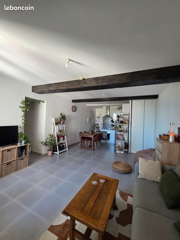 Appartement à louer, 64m², Saint-Laurent-d'Aigouze