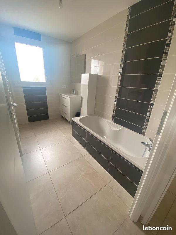 Maison à louer, 75m², Loudes