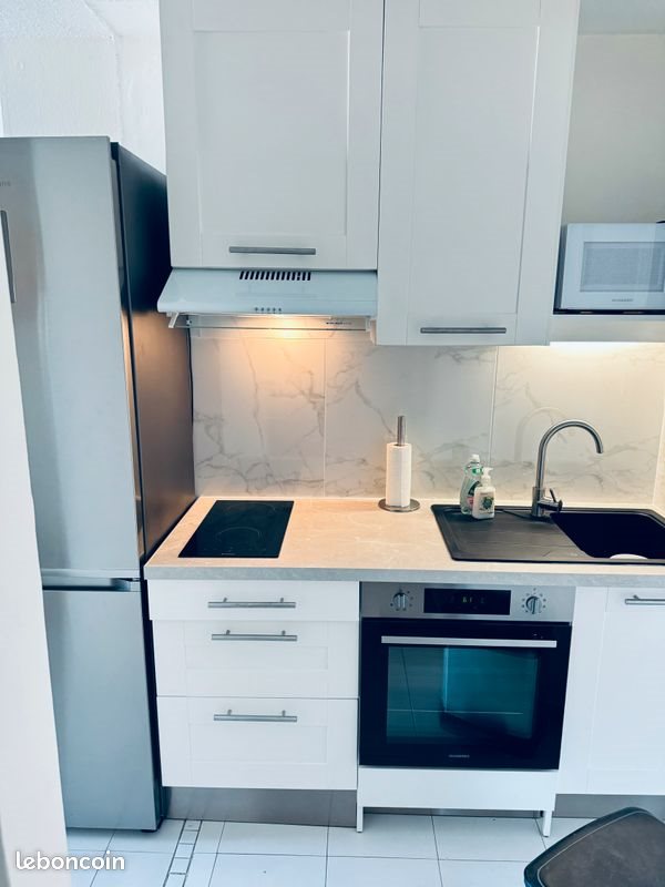 Appartement à louer, 29m², Saint-Laurent-du-Var