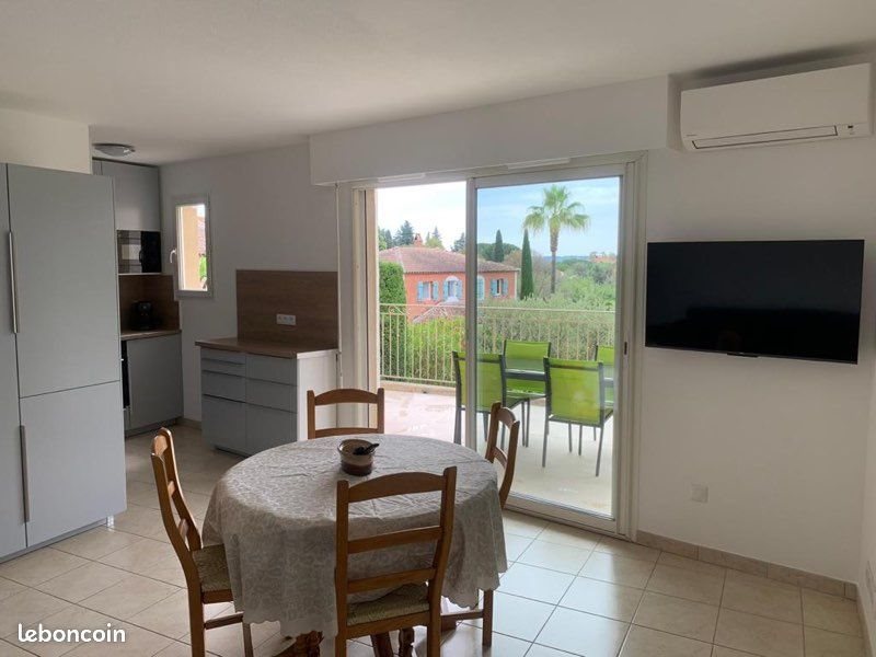 Appartement à louer, 42m², Vallauris