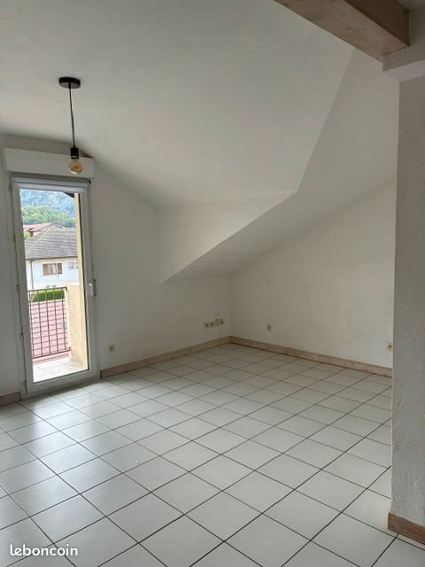 Appartement à louer, 52m², Scionzier