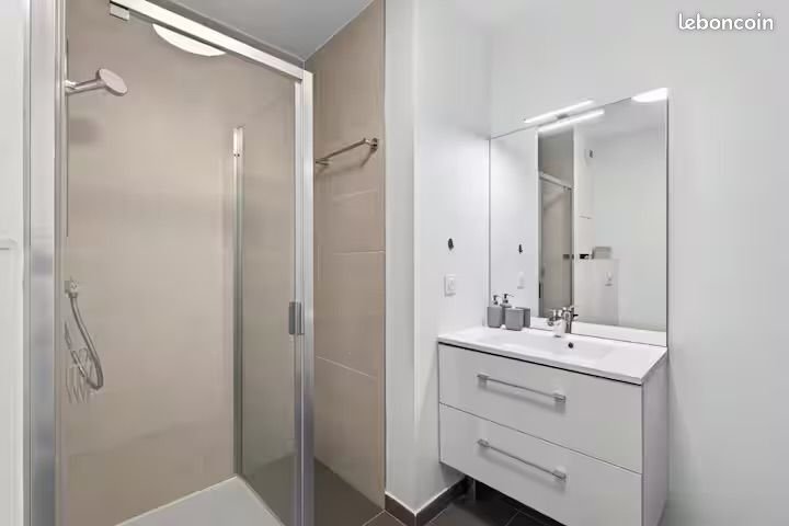 Appartement à louer, 38m², Clichy