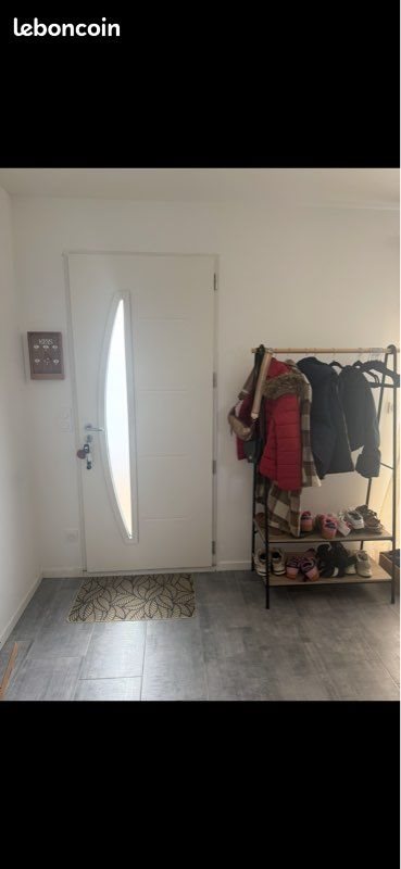 Maison à louer, 81m², Froidfond