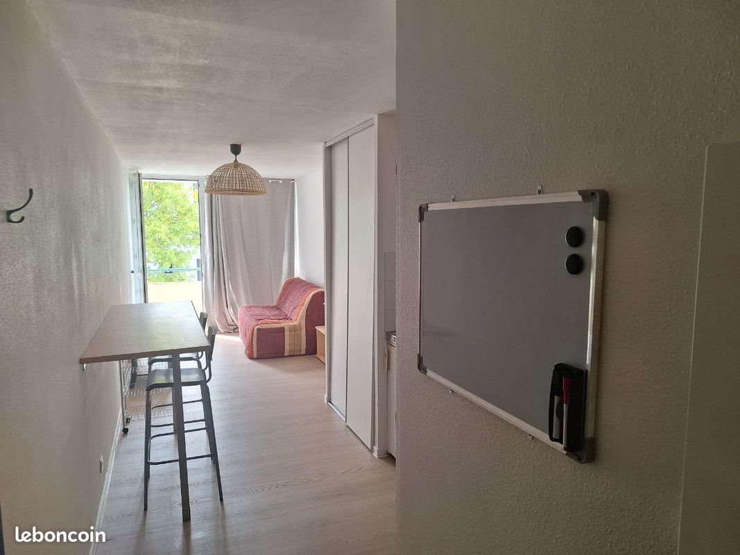 Appartement à louer, 19m², Vannes
