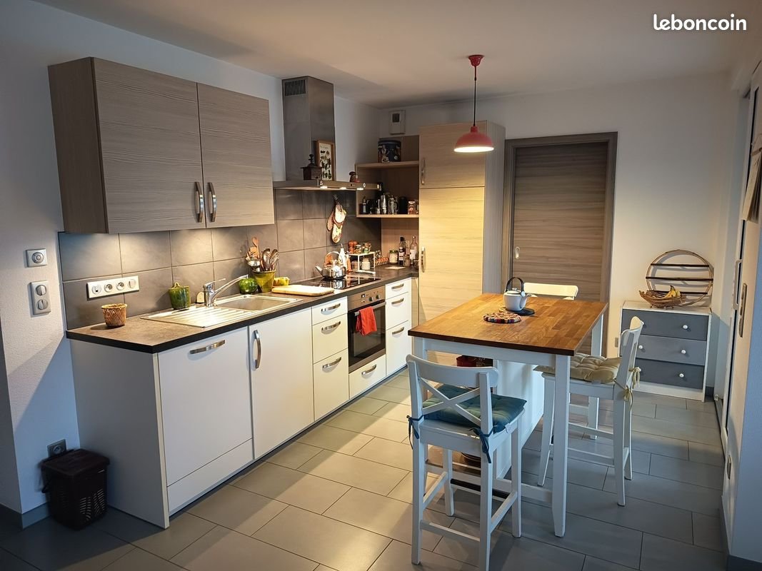 Appartement à vendre, 80m², Village-Neuf