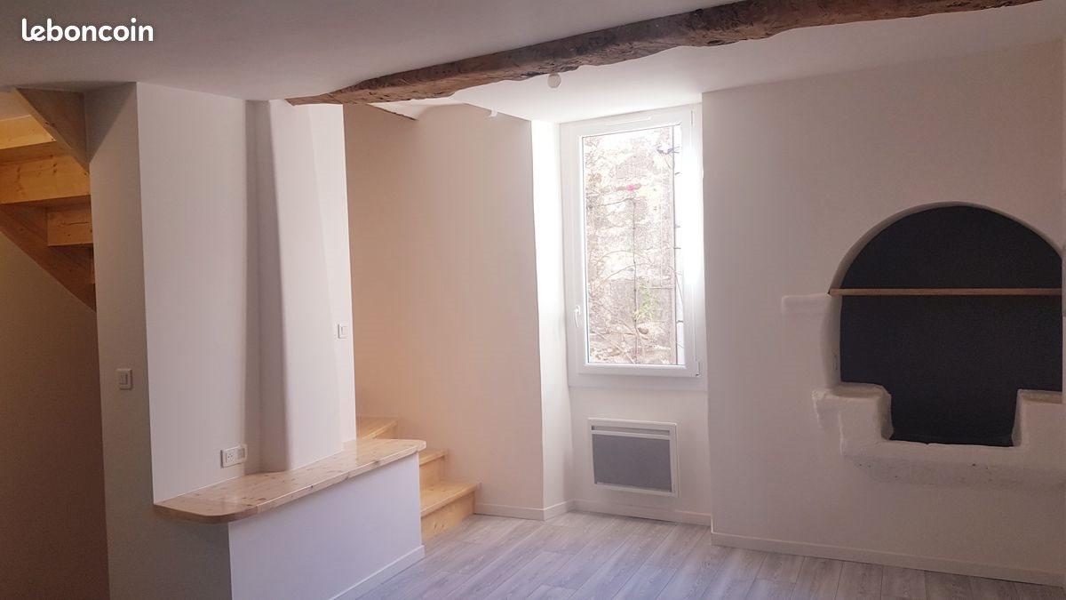 Appartement à louer, 43m², Saint-Félix-de-Lodez