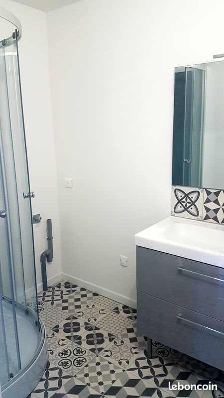 Appartement à louer, 43m², Saint-Félix-de-Lodez