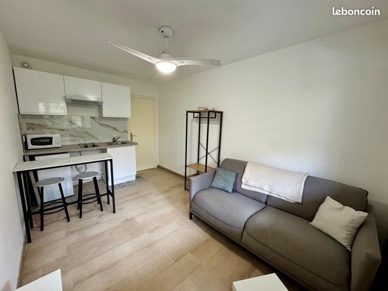 Appartement à louer, 17m², Cannes