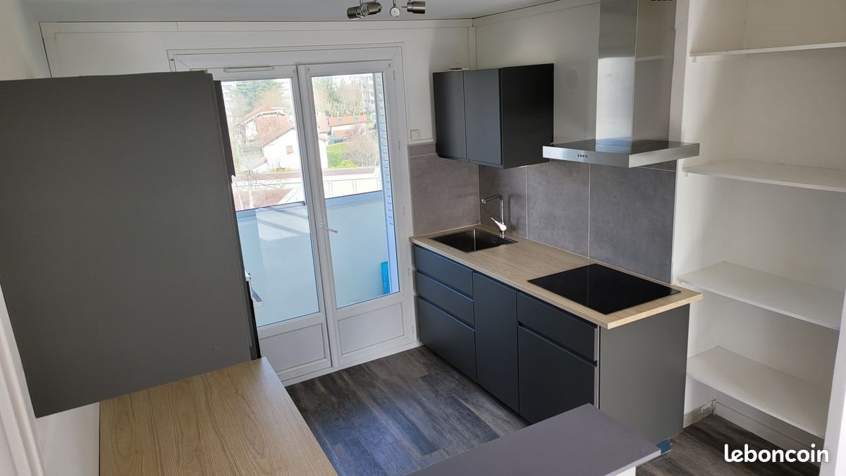 Appartement à vendre, 61m², Saint-Martin-d'Hères