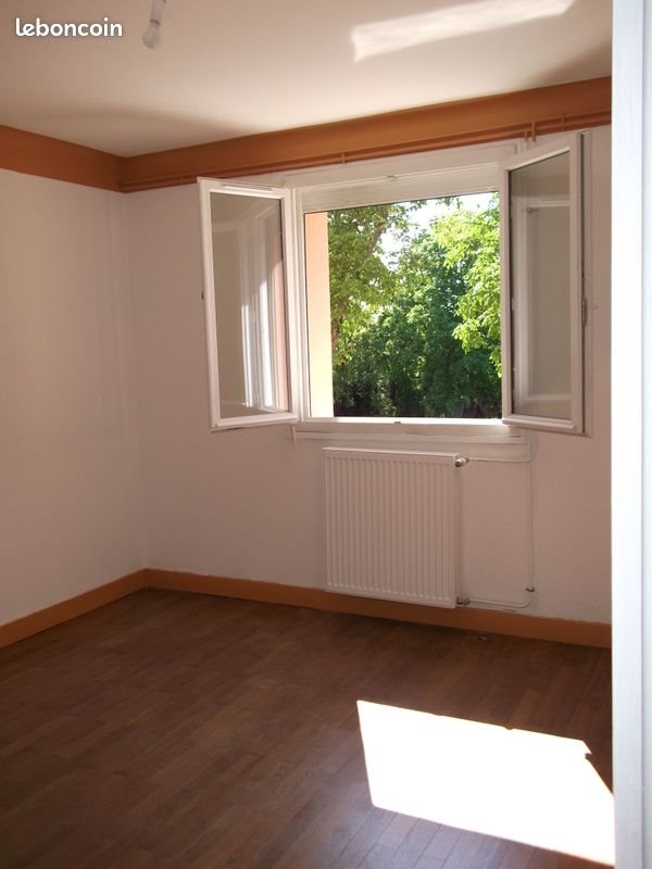 Appartement à louer, 80m², Cousance