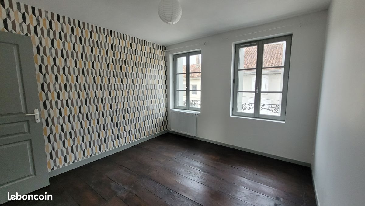 Appartement à louer, 58m², La Rochefoucauld