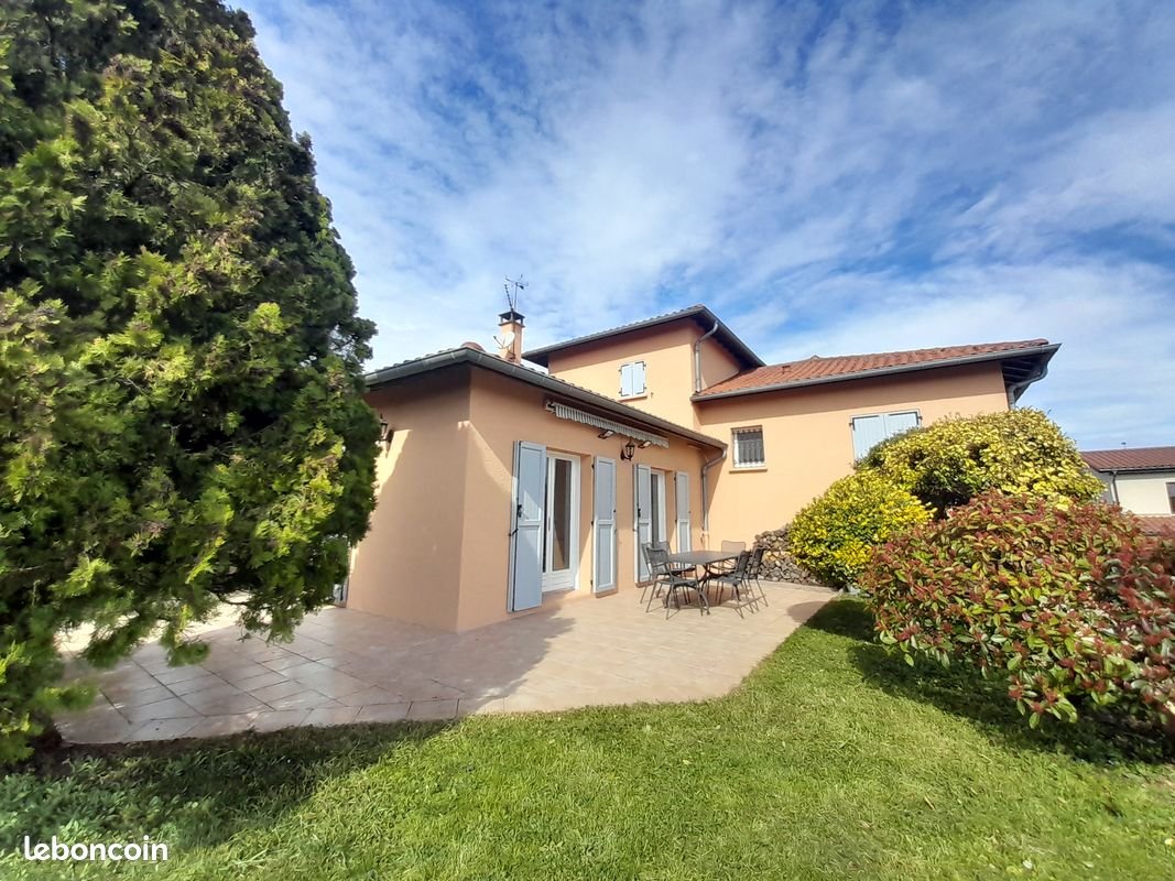 Maison à louer, 121m², Dardilly