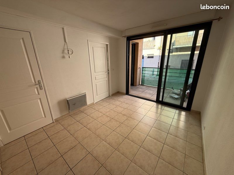 Appartement à louer, 39m², Trets