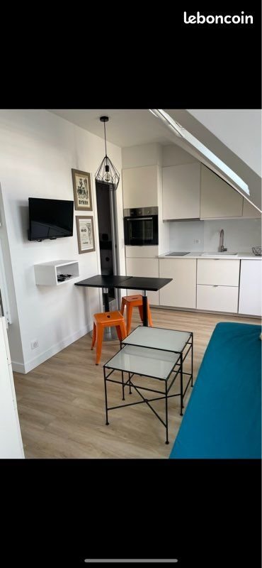 Appartement à louer, 22m², Paris 8ème
