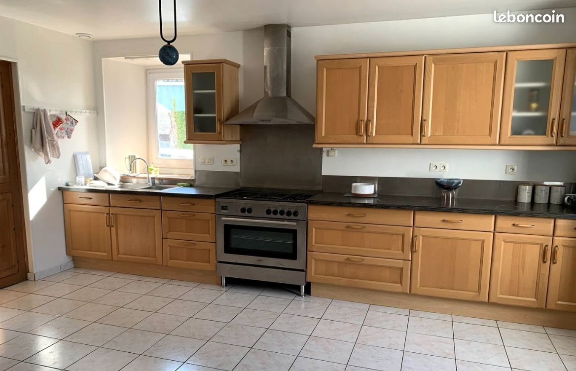 Maison à louer, 150m², Plozévet
