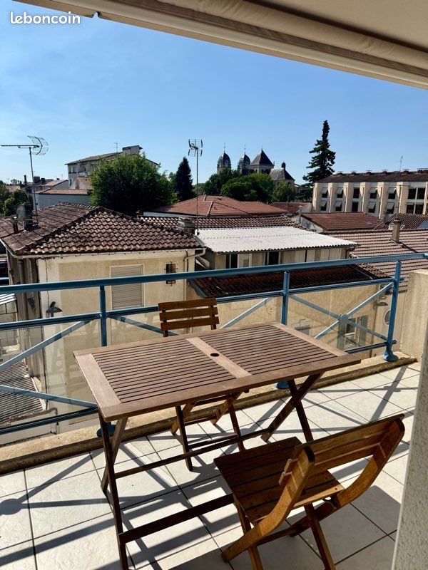 Appartement à louer, 66m², Dax