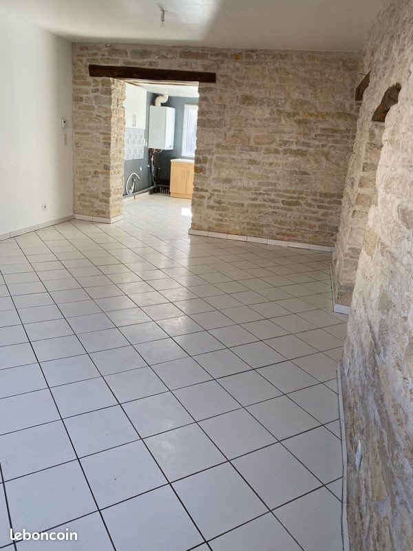 Appartement à louer, 74m², Ruffey-lès-Echirey