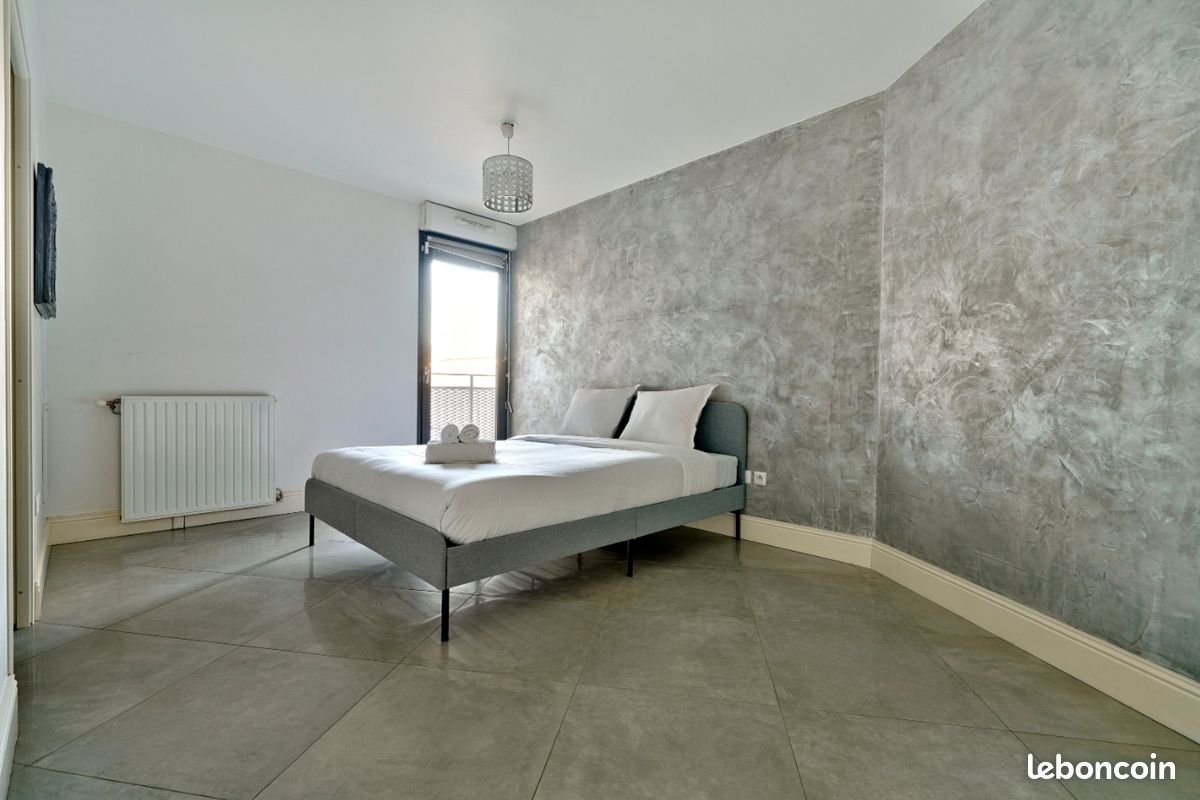 Appartement à louer, 128m², Montreuil