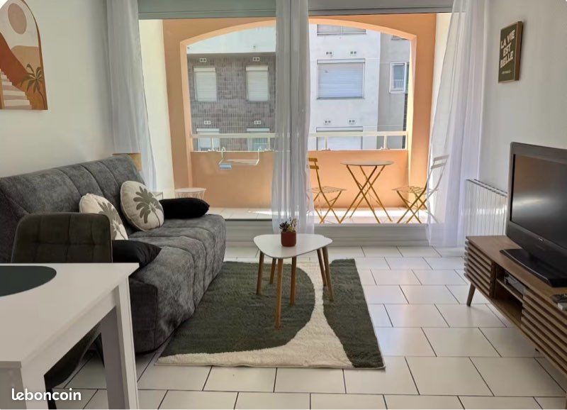 Appartement à louer, 25m², La Rochelle