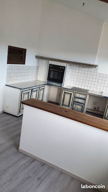 Appartement à louer, 65m², Velleron