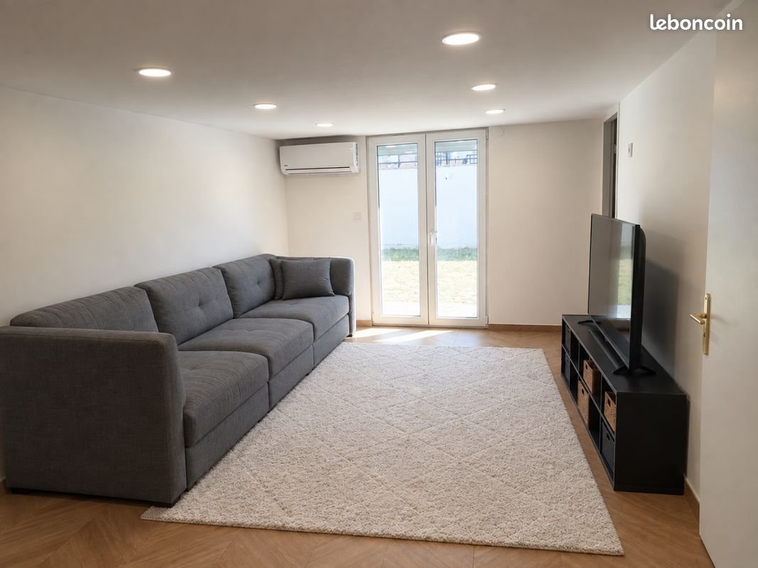 Appartement à louer, 47m², Vénissieux