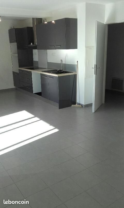 Appartement à louer, 50m², Pertuis