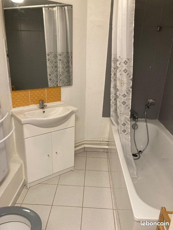 Appartement à louer, 35m², Reims