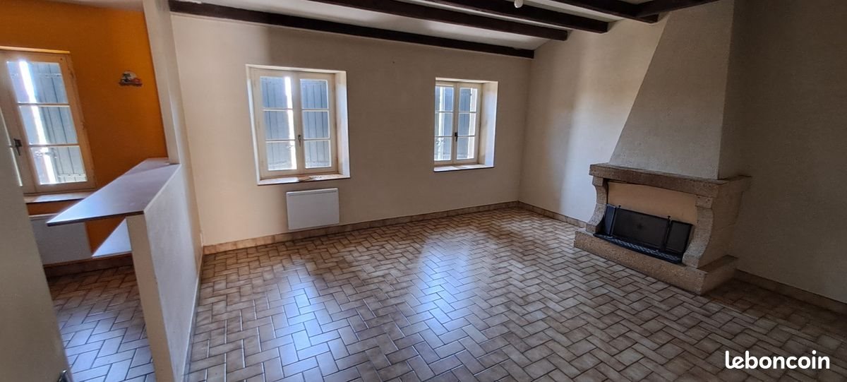 Appartement à louer, 63m², Laure-Minervois