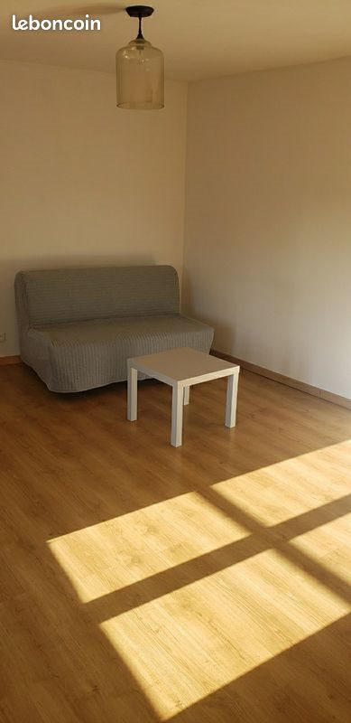 Appartement à louer, 28m², Feucherolles