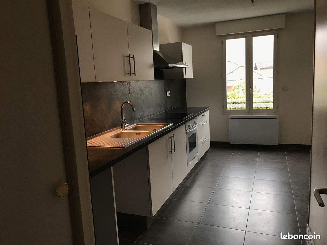 Appartement à louer, 57m², Gières