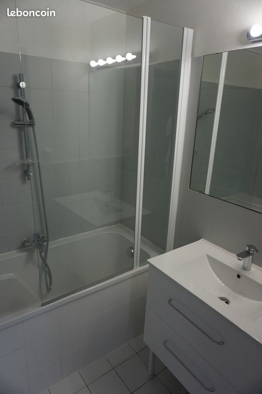 Appartement à louer, 48m², Mèze