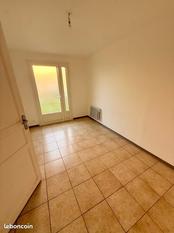 Appartement à louer, 42m², Saint-Florent