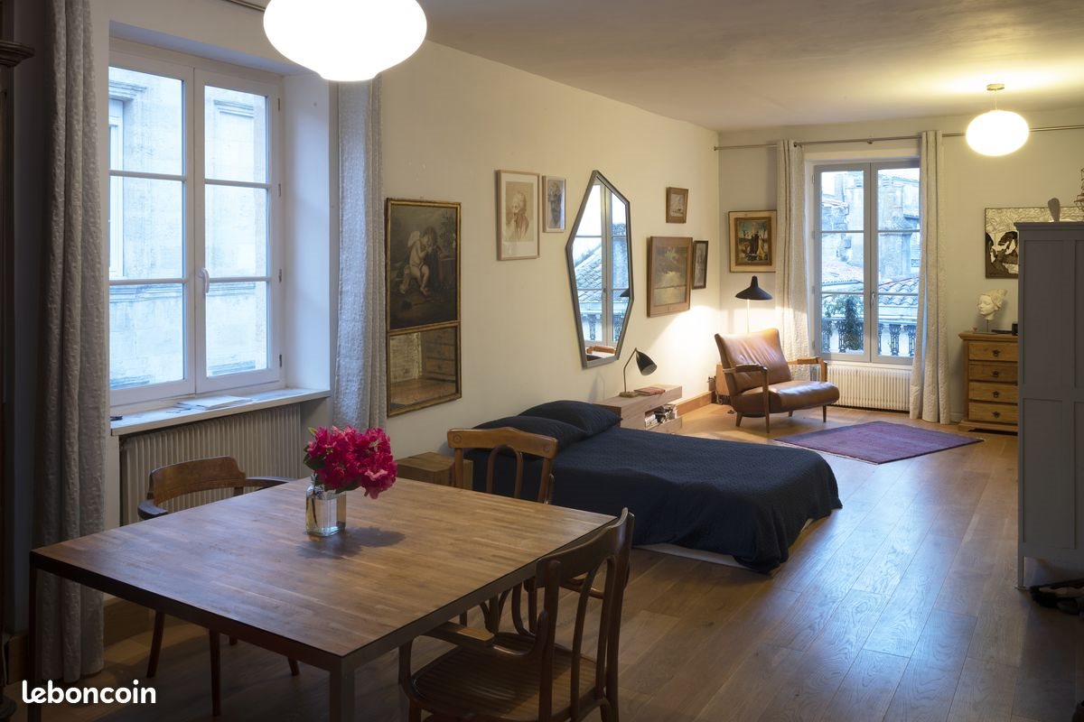 Appartement à louer, 74m², Bordeaux