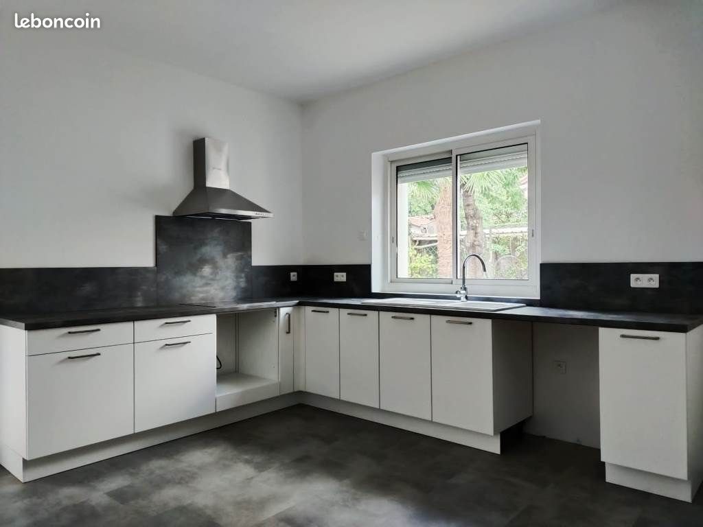 Maison à louer, 160m², Cognac